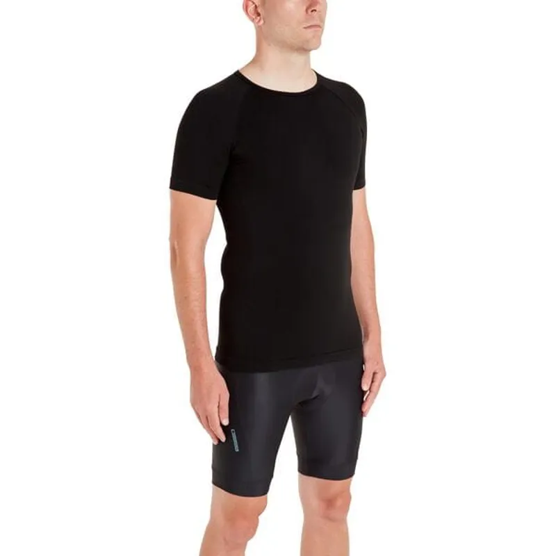 Madison Roam Isoler Mesh Short Sleeve Baselayer in Black -2